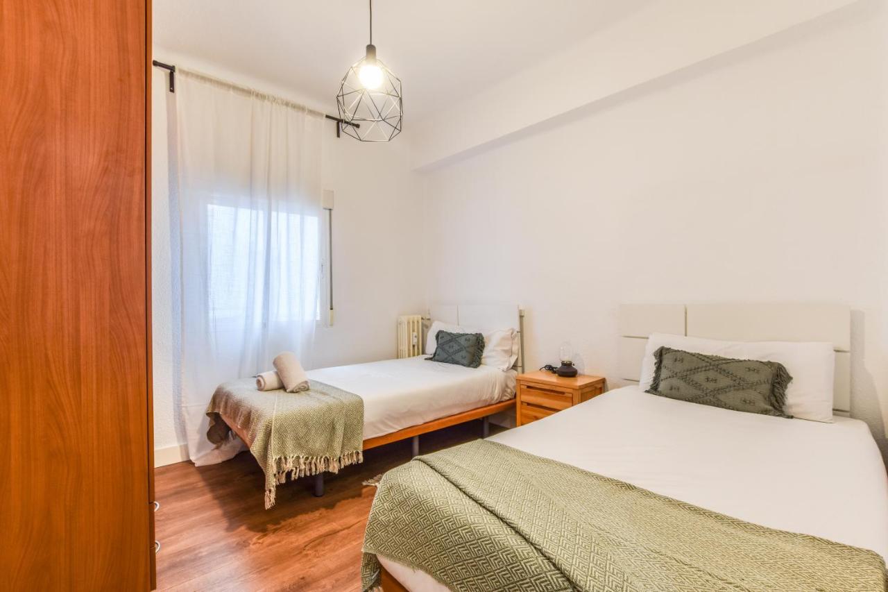 Retiro VIII Apartment มาดริด ภายนอก รูปภาพ